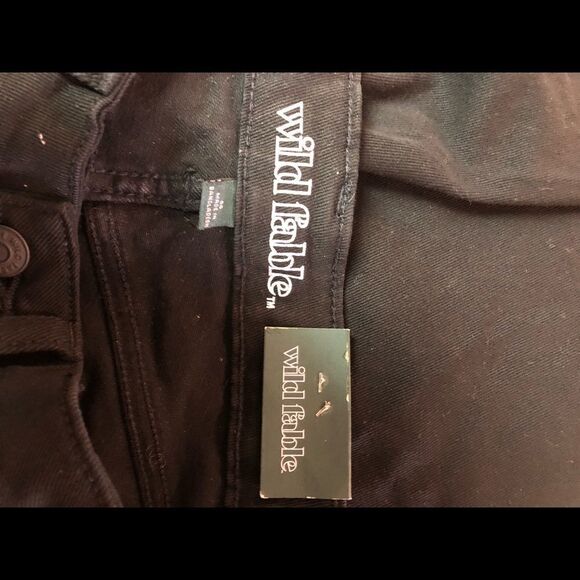 wild fable distressed jean shorts - Picture 5 of 7